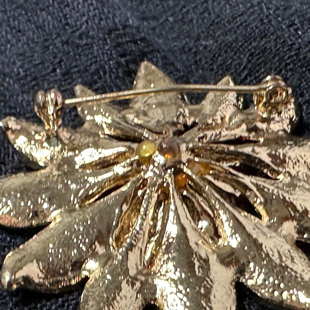 Vintage Poinsettia Brooch Red Glitter Enamel Rhinestone‎ Christmas Pin